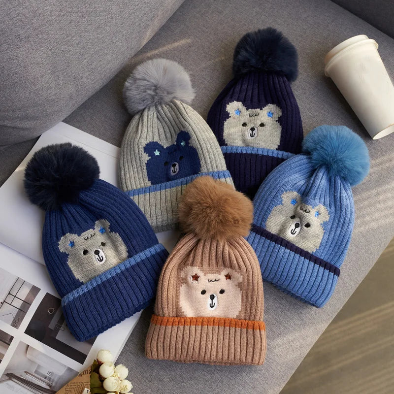 Gorro de invierno para bebé con orejeras, gorro tejido con bolas de piel sintética para niño, gorro para niño, accesorios para bebé, forro polar de 1 a 4 años