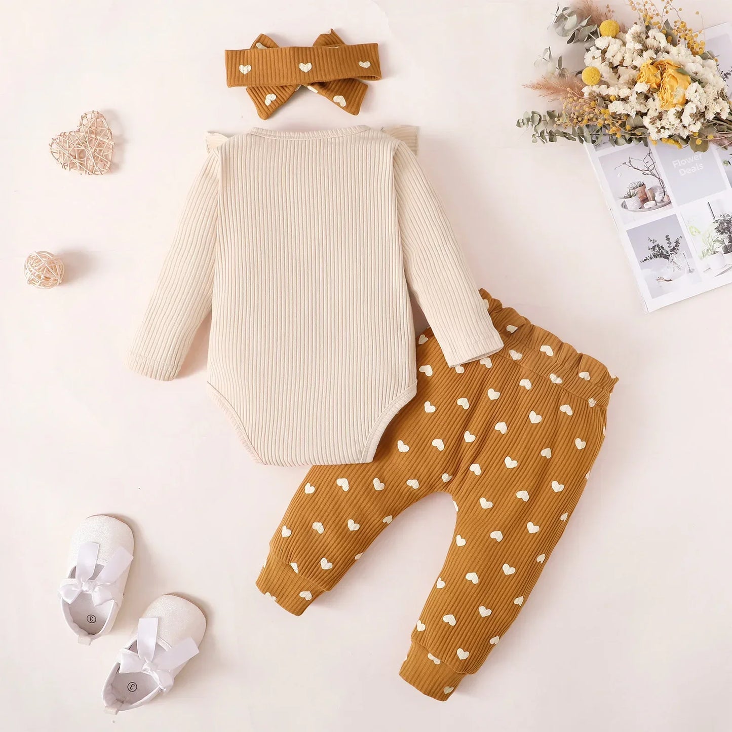Conjunto de ropa de otoño para bebé recién nacido, 3 uds., Top tejido de manga larga, mono estampado con pantalones de corazón de amor, conjunto con diadema