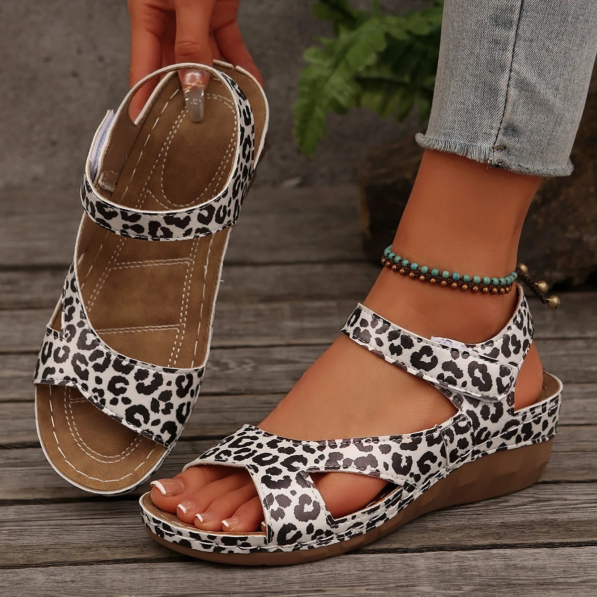Summer Shoes Women Sandals Non-Slip Shoes Woman Retro Ladies Shoes Wedge Women's Sandals Beach Female Footwear Women Sandal