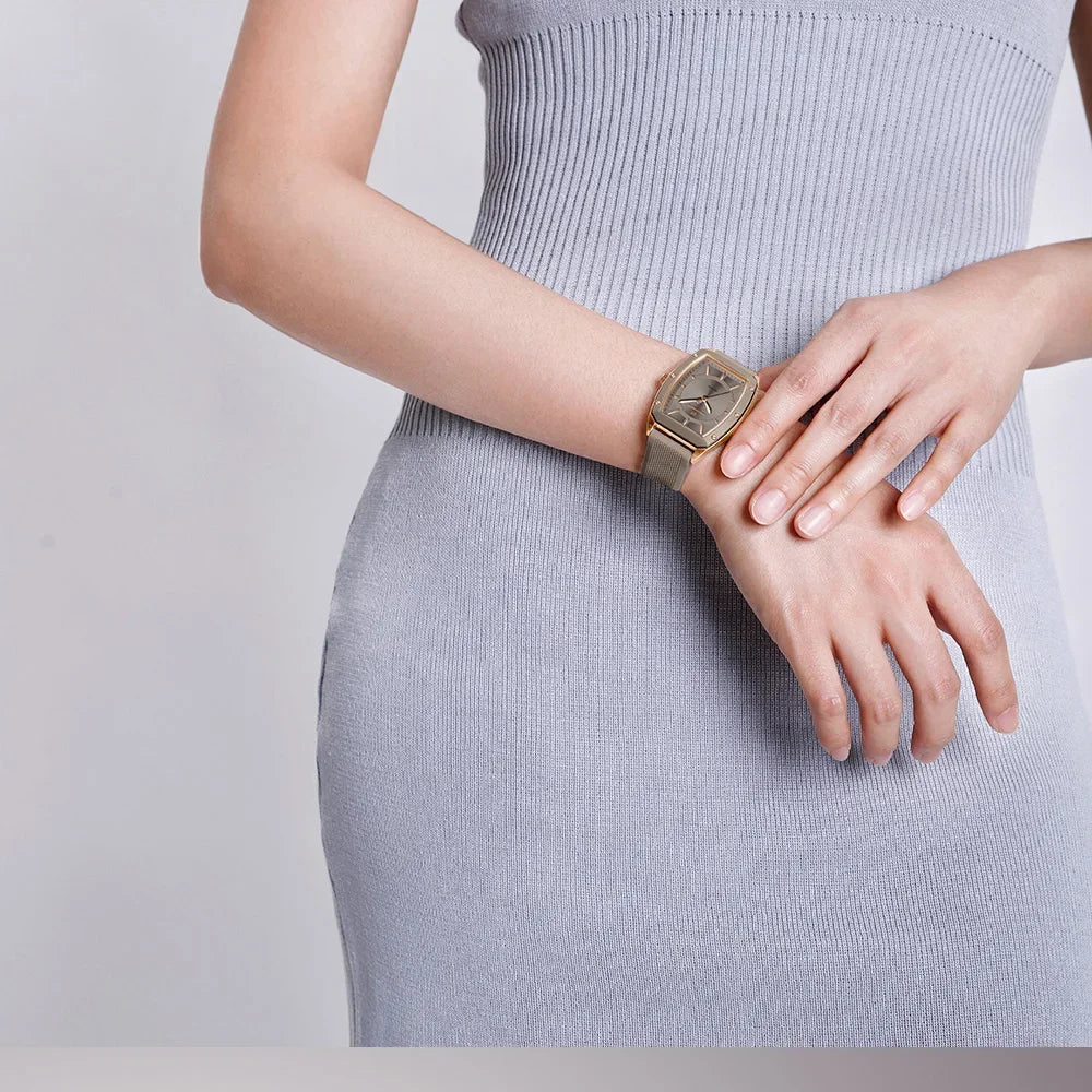 NAVIFORCE NF5049 Women Quartz Watches Silicone Strap Student Sports Watch Big Dial Simple Tonneau Waterproof Wristwatches