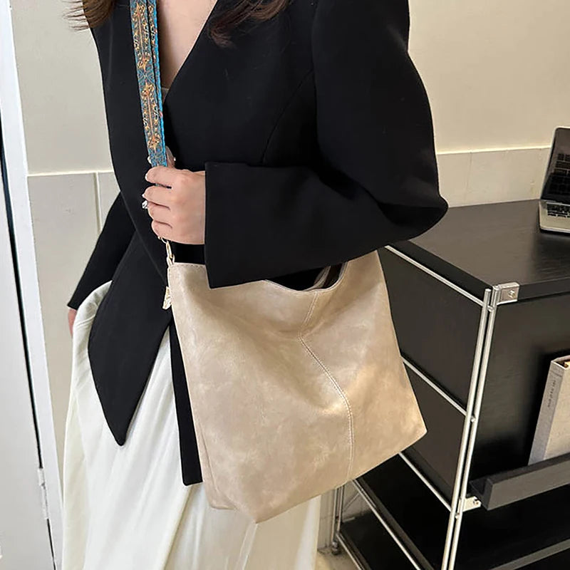 Antique Single Color Feminine Shoulder Sling Bag; Spacious, Simple, Wide Strap Bucket Crossbody Bag