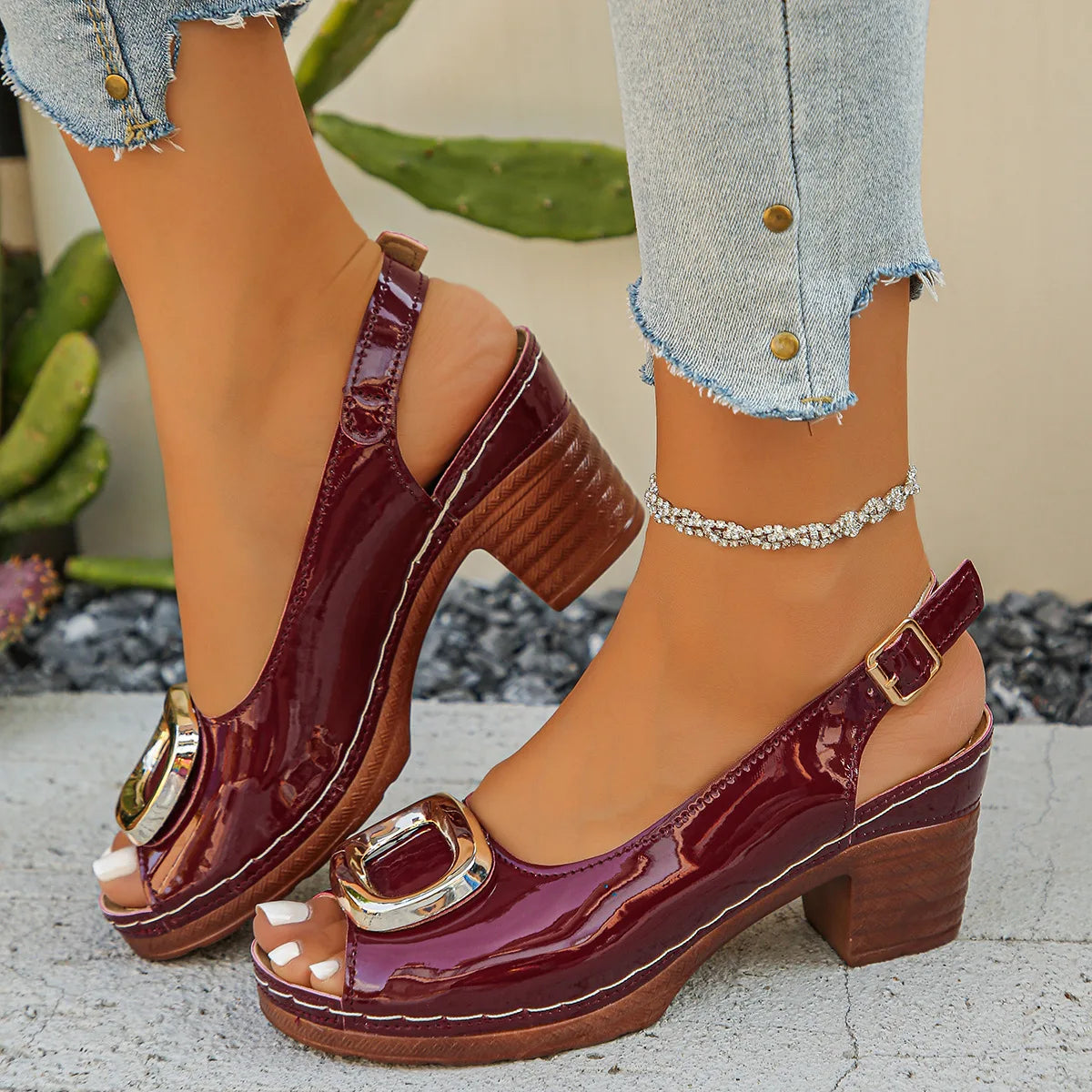 Summer Snadalias Sexy Patent Leather Thick High Heeled Sandals Women Metal Ring Peep Toe Platform Sandles Woman Back Strap Mujer