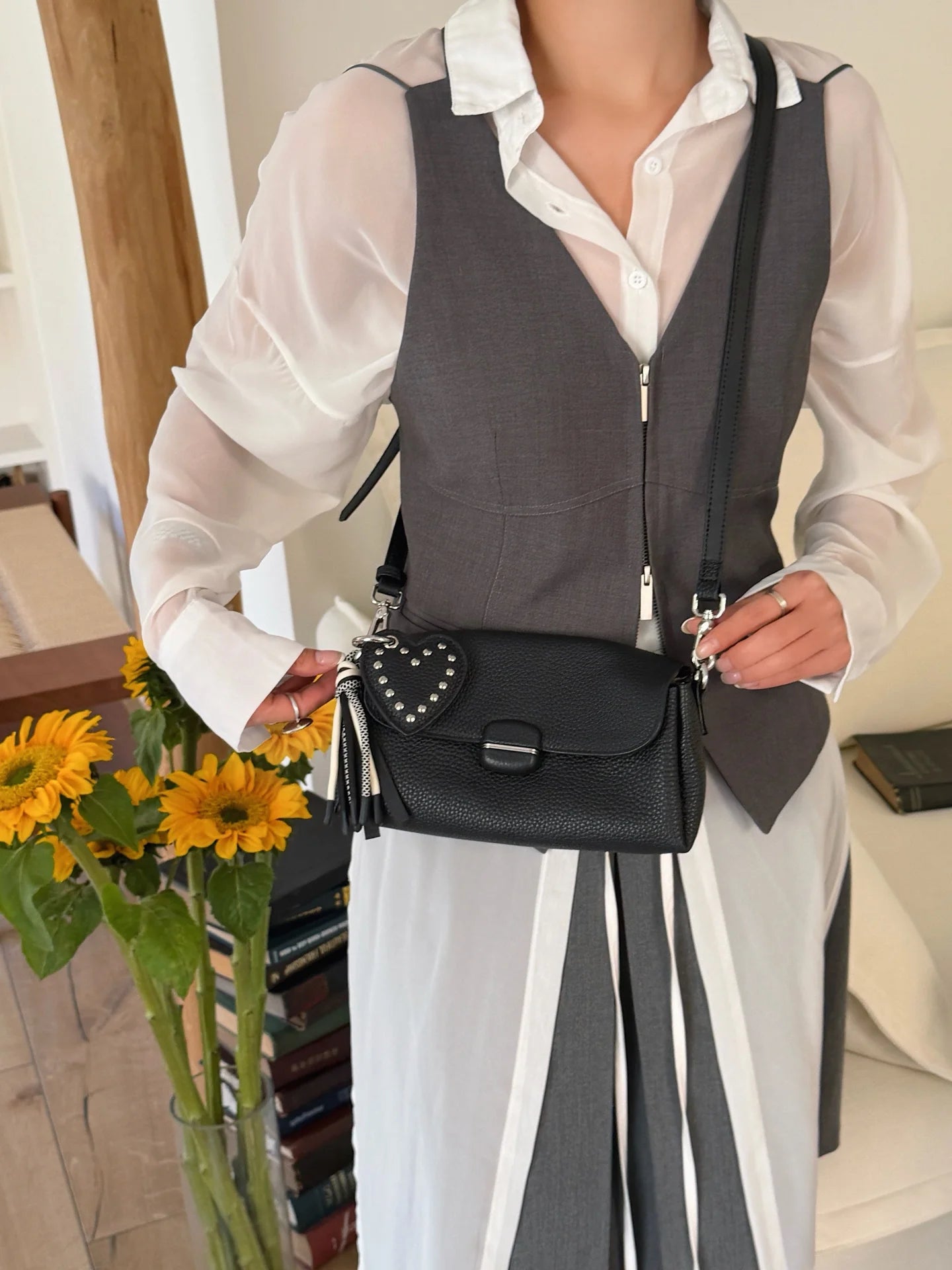 Genuine Grade Luxury Designer Women's Small Shoulder Crossbody Small Square Bags Suede Leather Female Daily Purse Underarm Bag