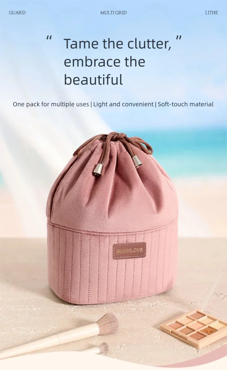 Waterproof Makeup Bag Fashion Velvet Cosmetic Bag Professional Makeup Bag Portable Travel Toiletry Storage Organizer Bag