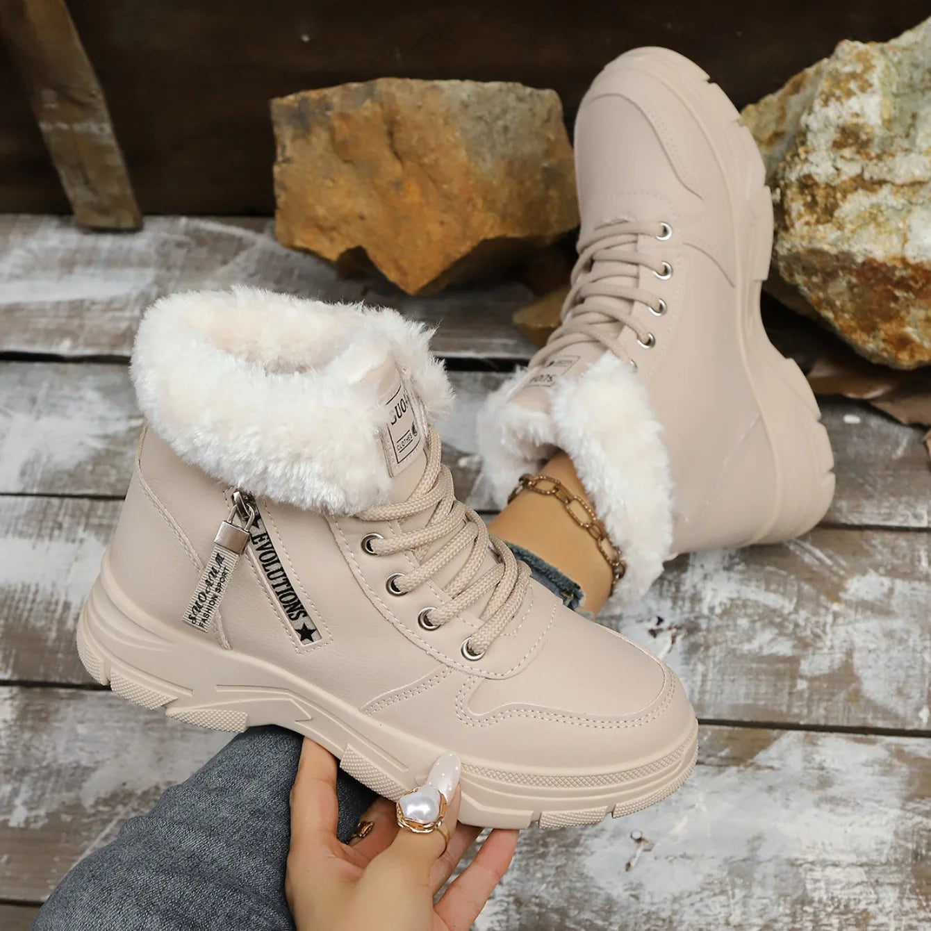 Winter Women Snow Boots Warm Lightweight High-top Shoes Women Casual Platform Ankle Boots Plus Size New Outdoor Zapatos De Mujer