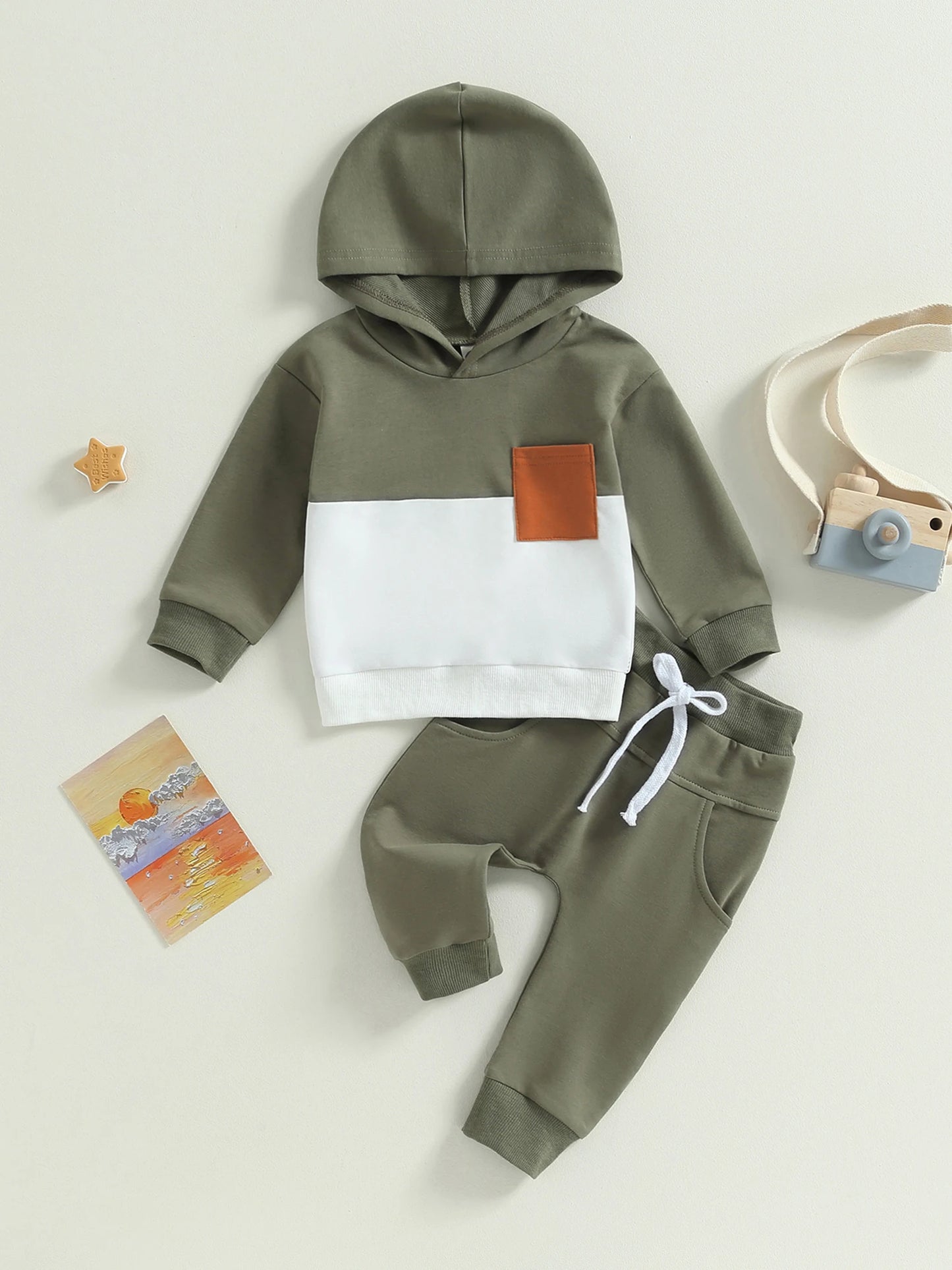 Adorable Hooded Tracksuits for Toddler Boys - Perfect Fall and Winter Outfits in Sizes 2T-3T Featuring