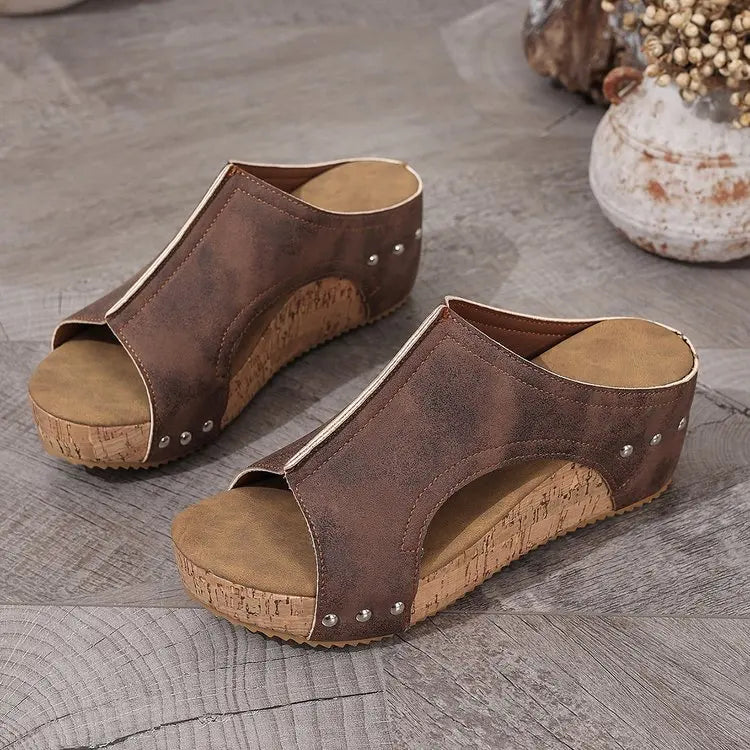 Women's Fashion Wedge Sandals Cork Platform Mules Open Toe Studded Slide Sandals Casual Summer High Heel Slides for Women Ladies
