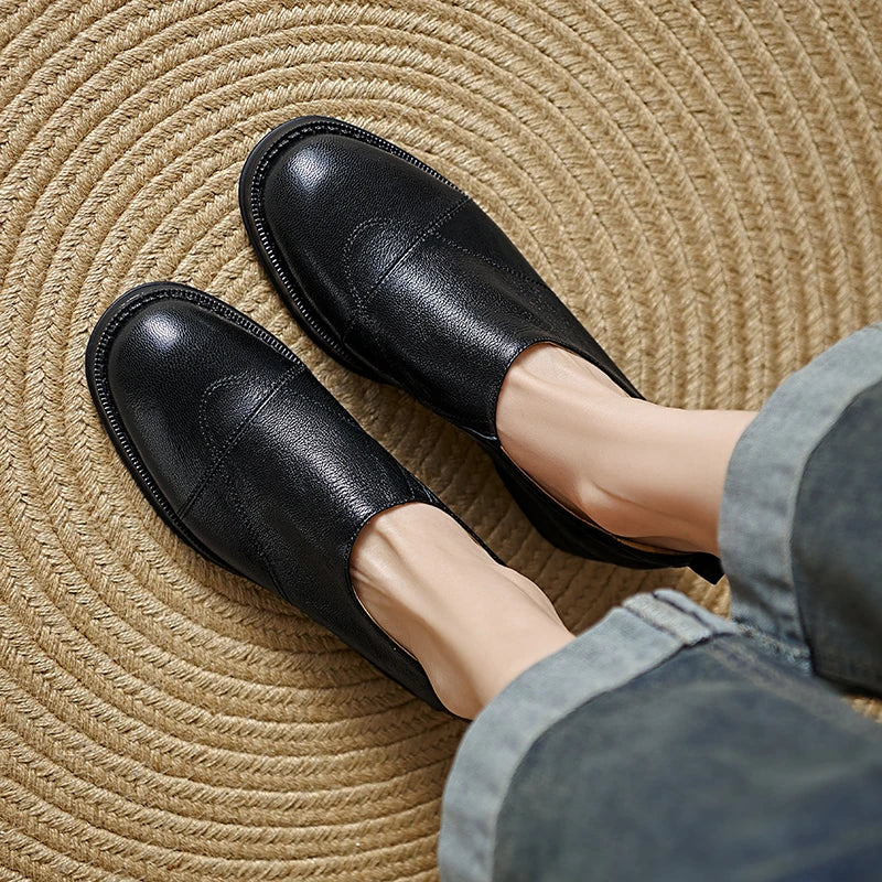 2025 New Spring Genuine Leather Women Shoes Round Toe Women Pumps Brogue Designs Shoes for Women Med Heel Loafers Ladies Shoes