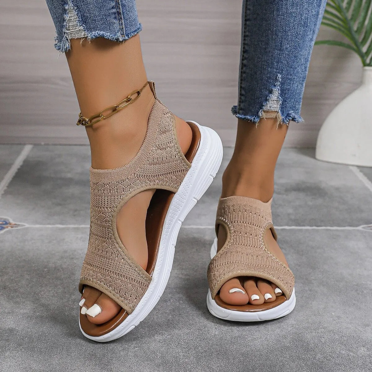 Fashionable New Style Elegant Mesh Wedge Heel Sandals Summer Round Toe Comfortable Anti Slip Fish Mouth Casual Sandals