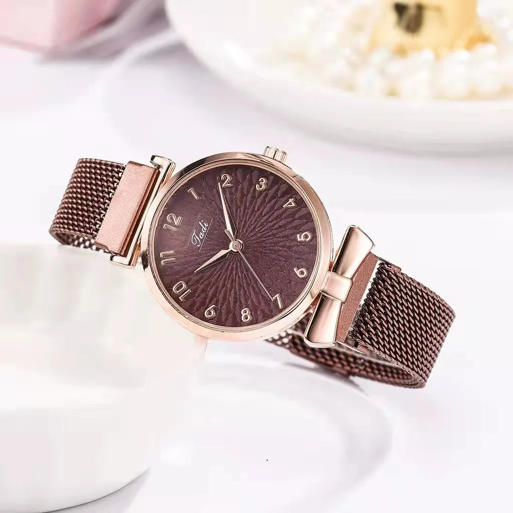 Fashion Women Watches Luxury Leather Buckle Flower Rhinestone Watch Ladies Quartz Wrist Watch Bracelet Set Reloj Mujer