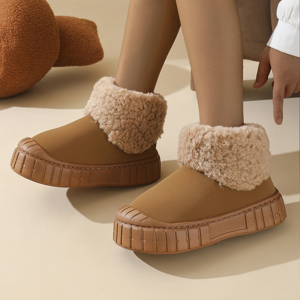 Winter New Warm Snow Boots 2025 Fur Design Women Short Boots Non-slip Light Comfortable Child Home Slippers High Top Shoe