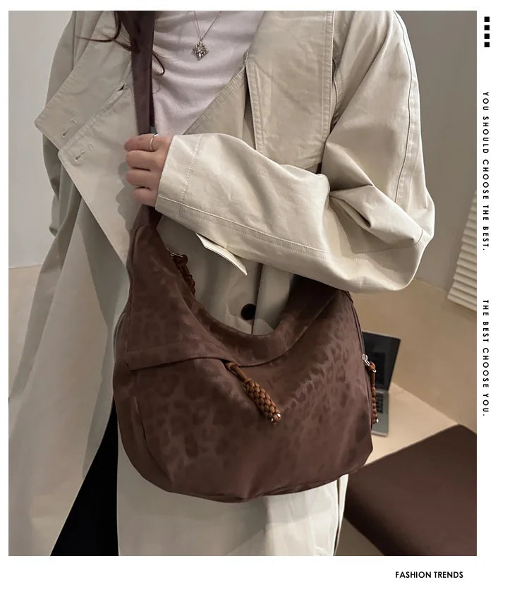 Women Fashion Leopard Print Crossbody Bag Large Capacity Hobo Shoulder Bag for Daily Commuter Multi Pocket Armpit Tote Bag