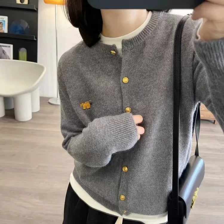 Long-sleeved Cashmere cardigan women sweater cashmere knitted  O-neck Cashmere cardigan sweater coat  Autumn and Winter