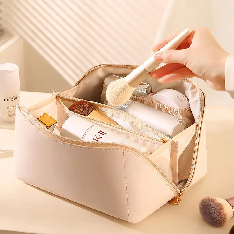 Makeup Bag Portable Large Capacity Beauty and Skincare Storage Bag High Appearance Level Waterproof Clutch Bag